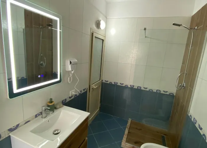 Apartment Apartment *